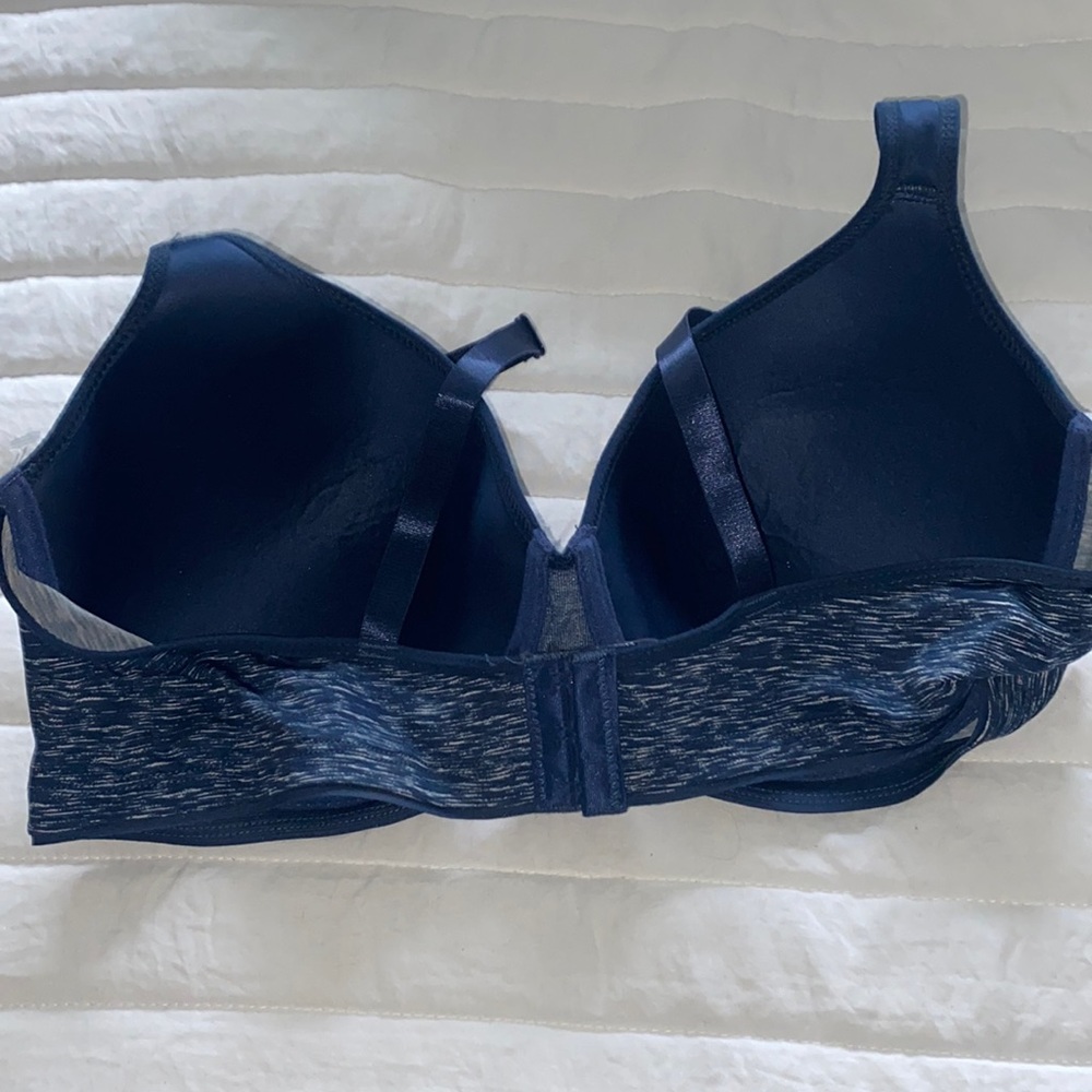 NWOT Womens navy blue bra - SIZE 42C - Picture 2 of 7